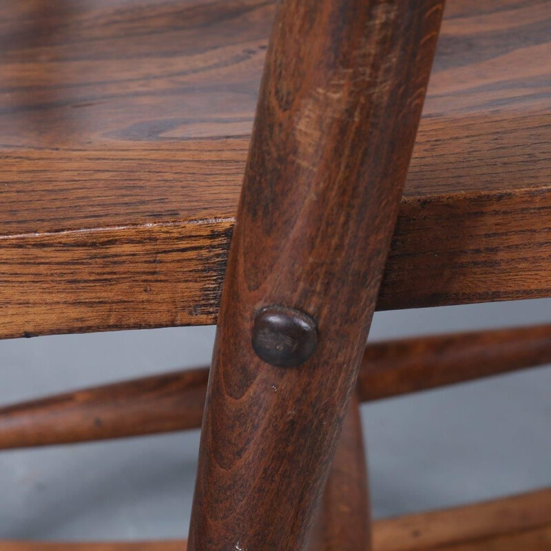 Chaise à bascule vintage en chêne