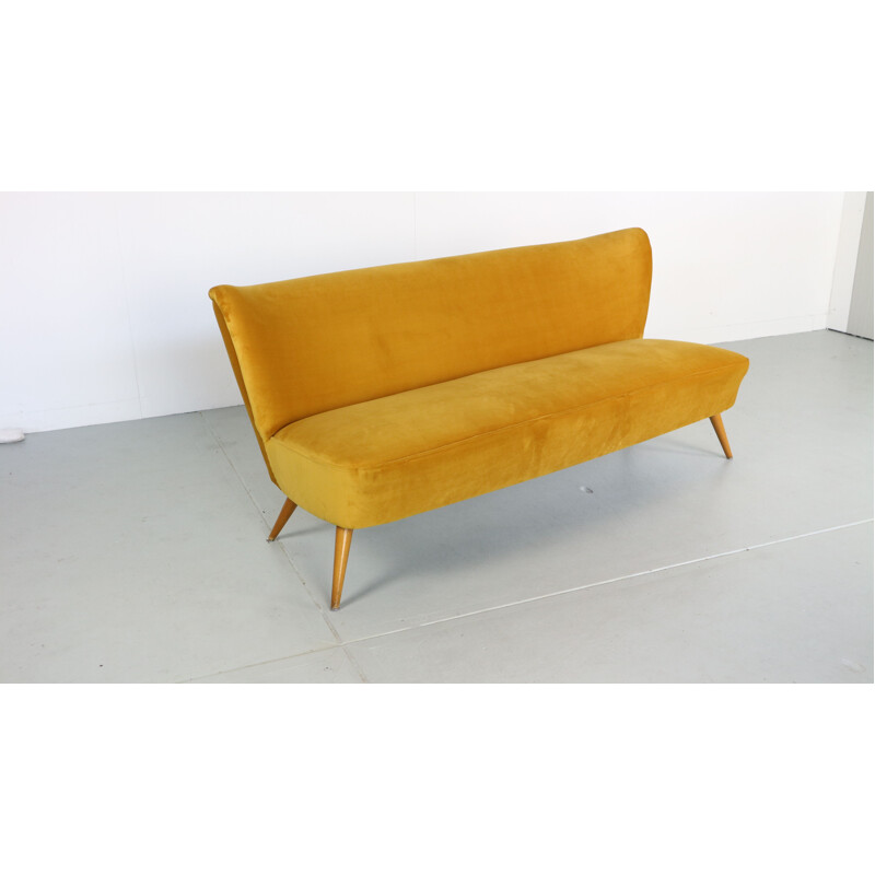 Vintage Cocktail 3-seater sofa in velvet 