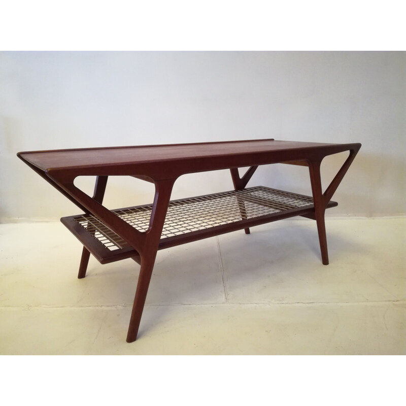 Vintage Scandinavian coffe table in teak