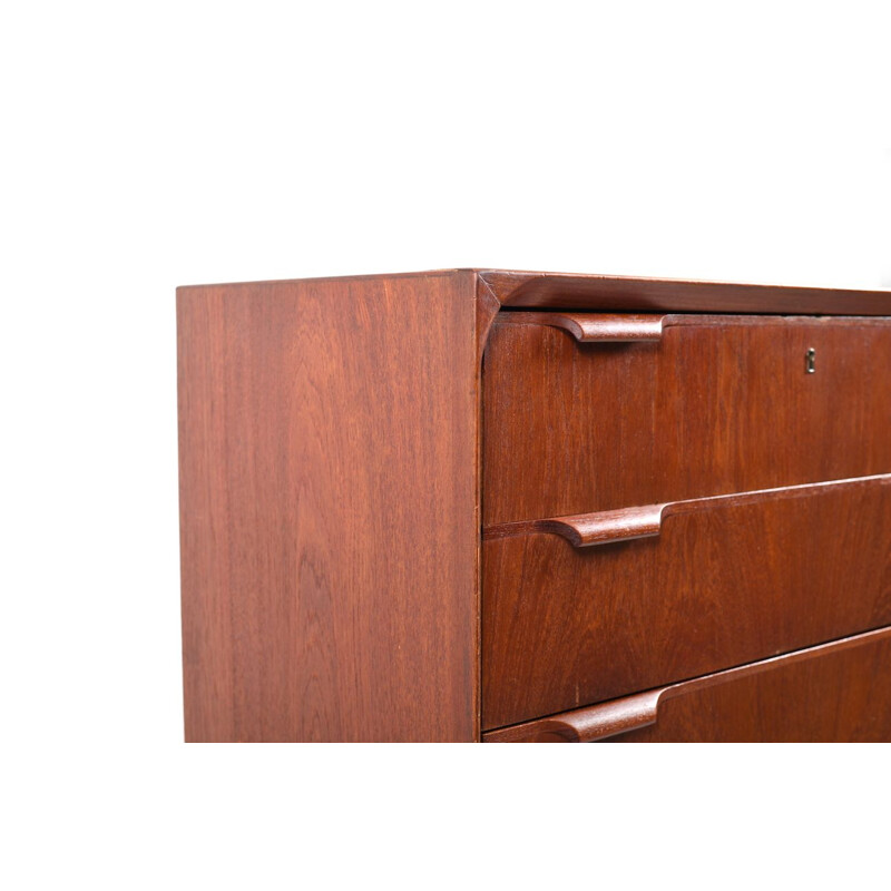 Vintage Danish chest of drawers in teak and oakwood