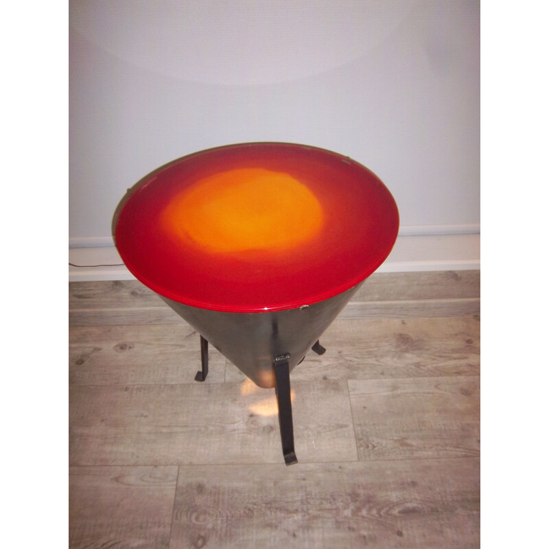 Mesa de ferro leve cónica vintage, 1970