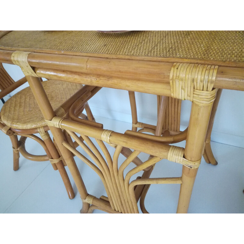 Set of 2 vintage chairs and table in rattan