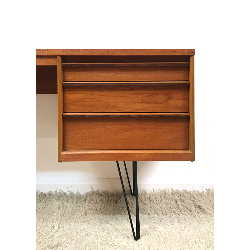 Vintage writing desk in teak with hairpin legs by Austinsuite