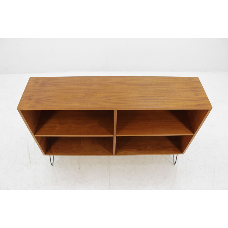 Vintage Danish bookcase in teak