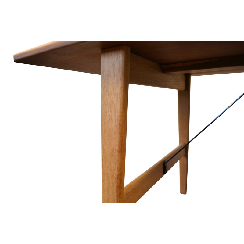 Vintage dining table in teak by Børge Mogensen