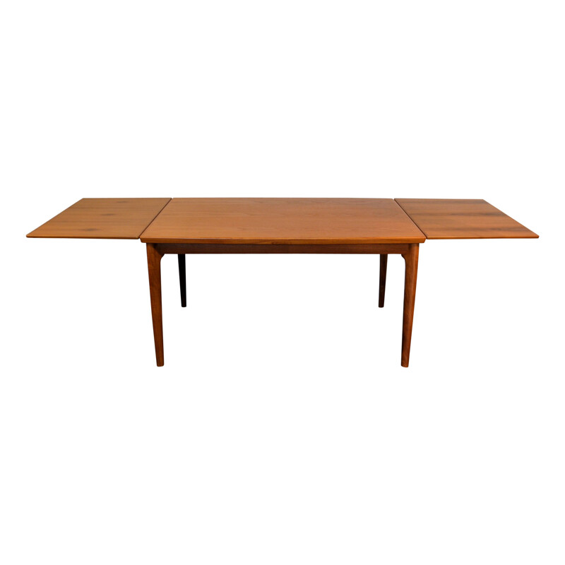 Vintage extendable dining table in teak by Grete Jalk