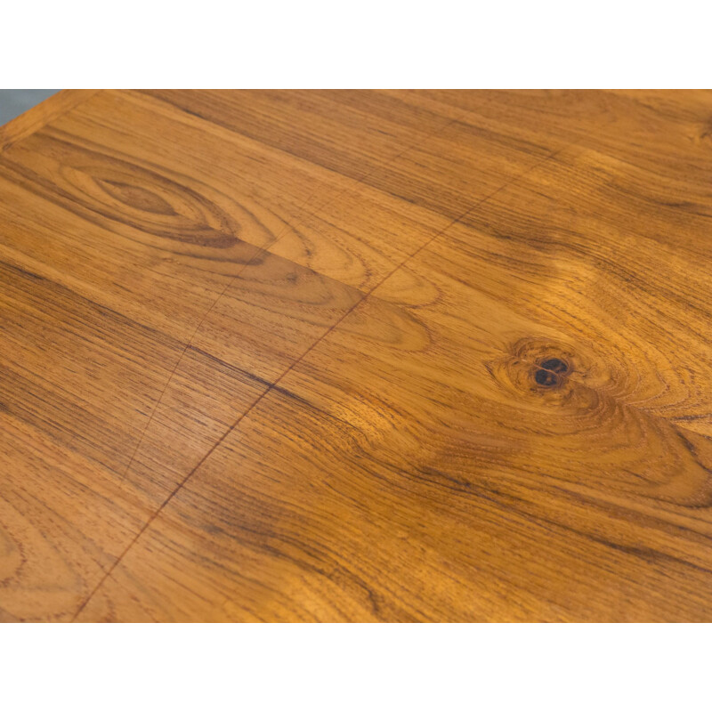 Vintage extendable dining table in teak 