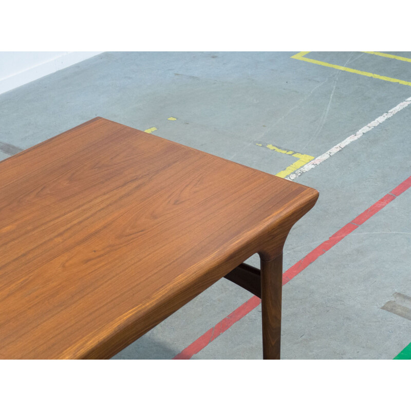 Vintage dining table by Johannes Andersen for Uldum Møbelfabrik