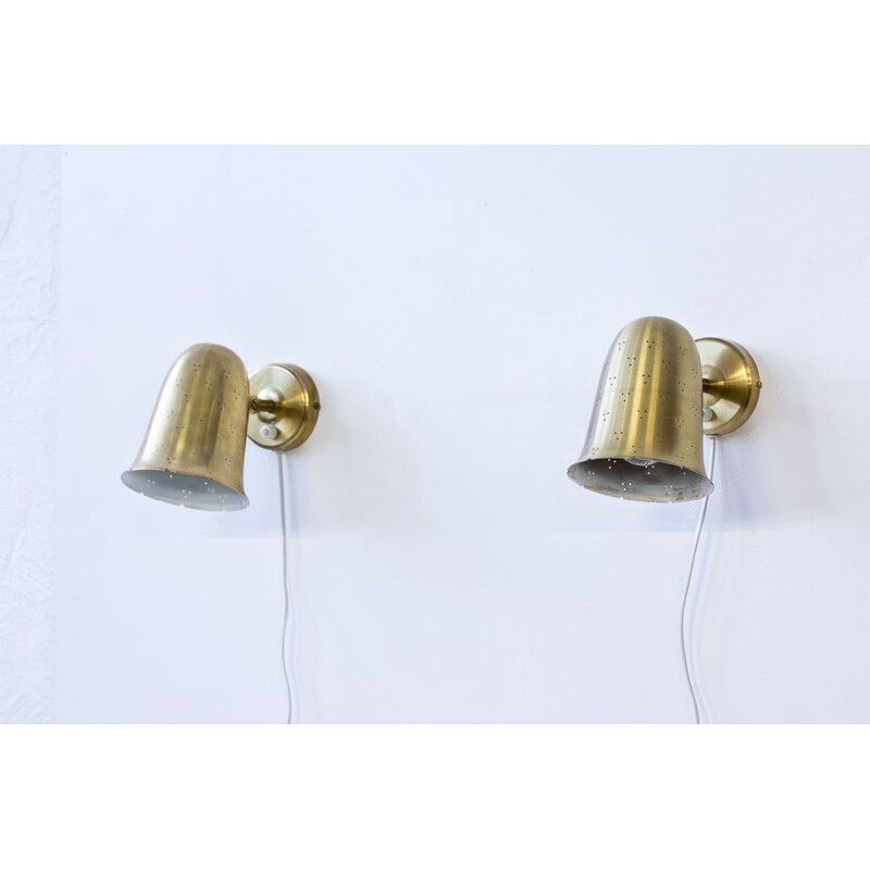 Set of 2 vintage bell shaped wall lamps in brass by Boréns