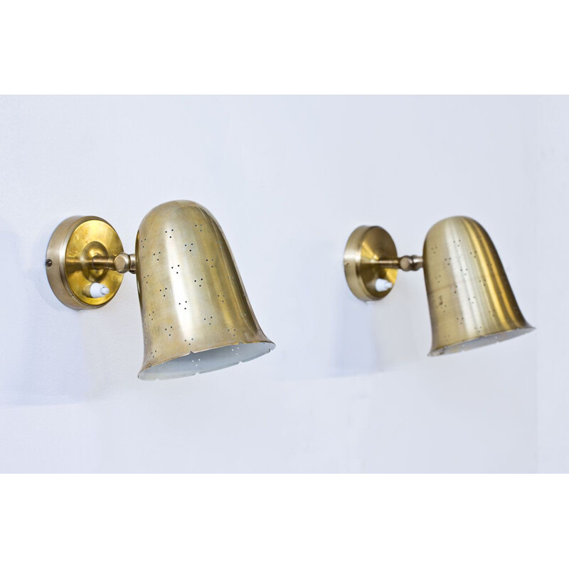 Set of 2 vintage bell shaped wall lamps in brass by Boréns