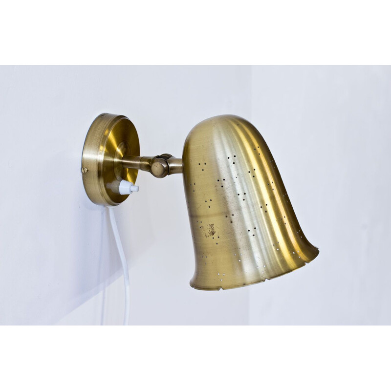 Set of 2 vintage bell shaped wall lamps in brass by Boréns