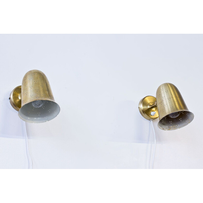 Set of 2 vintage bell shaped wall lamps in brass by Boréns