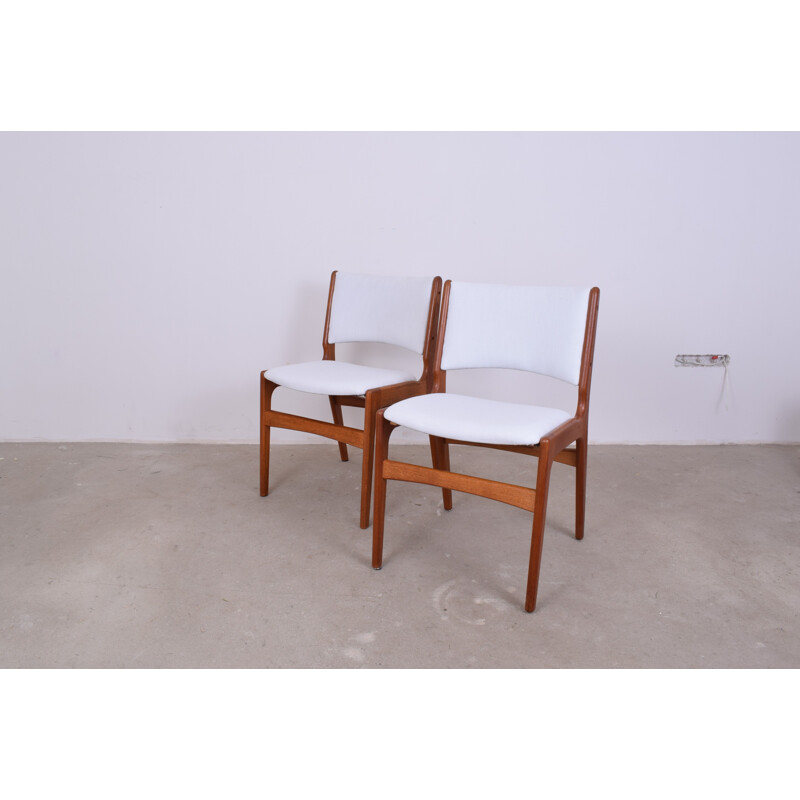 Vintage Danish set of 4 chairs model 89 by Johannes Andersen for Anderstrup Møbelfabrik