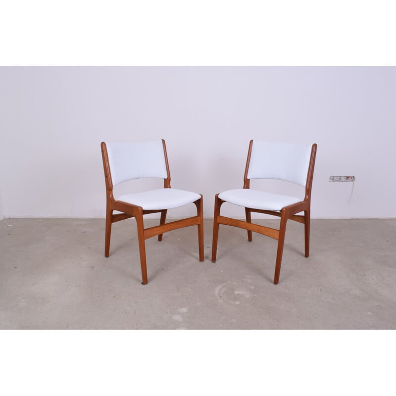 Suite de 4 chaises vintage modèle de 89 par Johannes Andersen pour Anderstrup Møbelfabrik