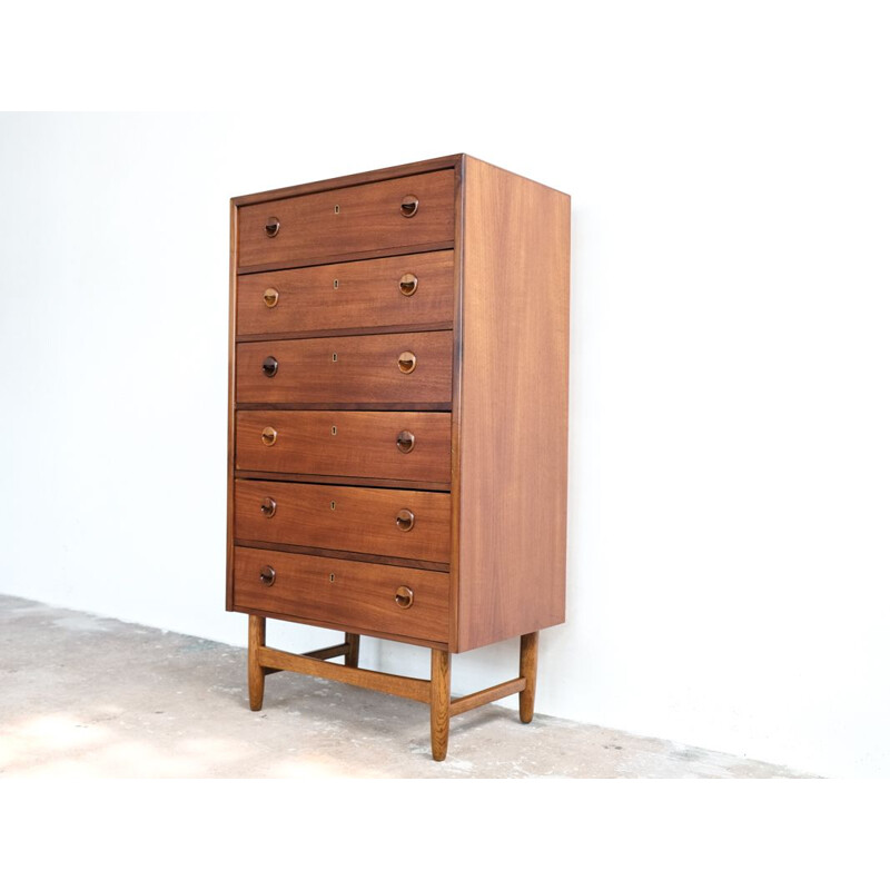 Vintage Danish chest of 6 drawers in teak