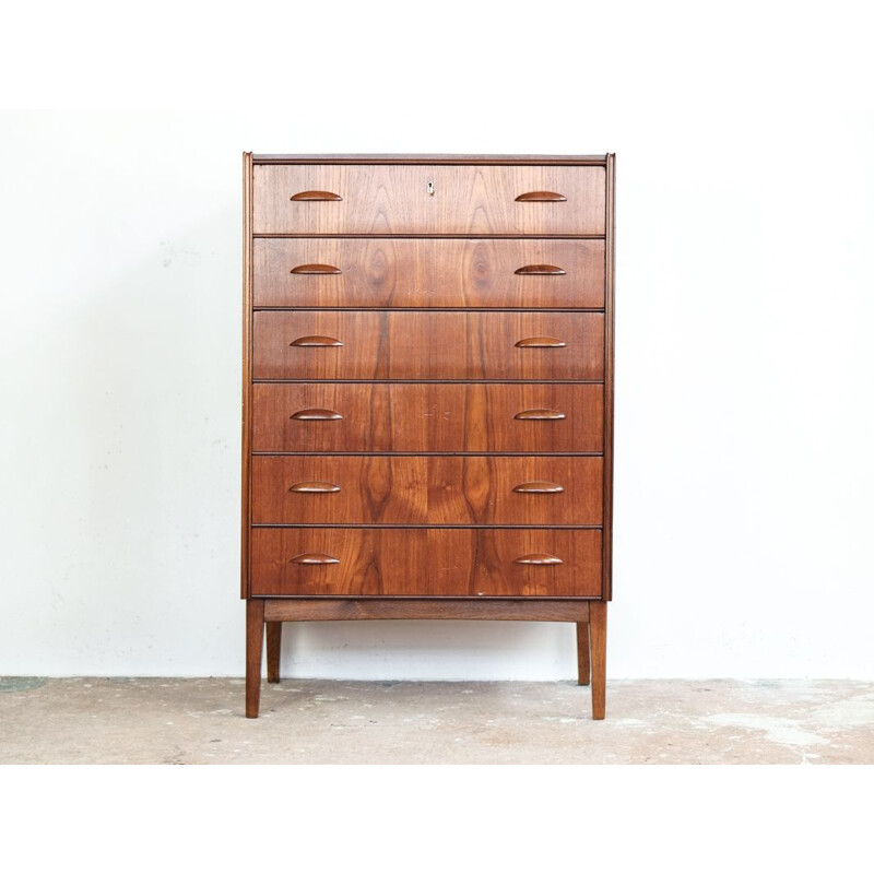 Vintage Danish chest of 6 drawers in teak