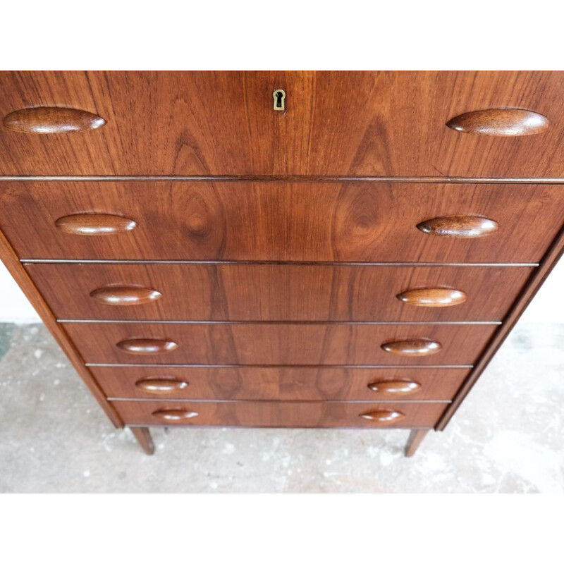 Vintage Danish chest of 6 drawers in teak