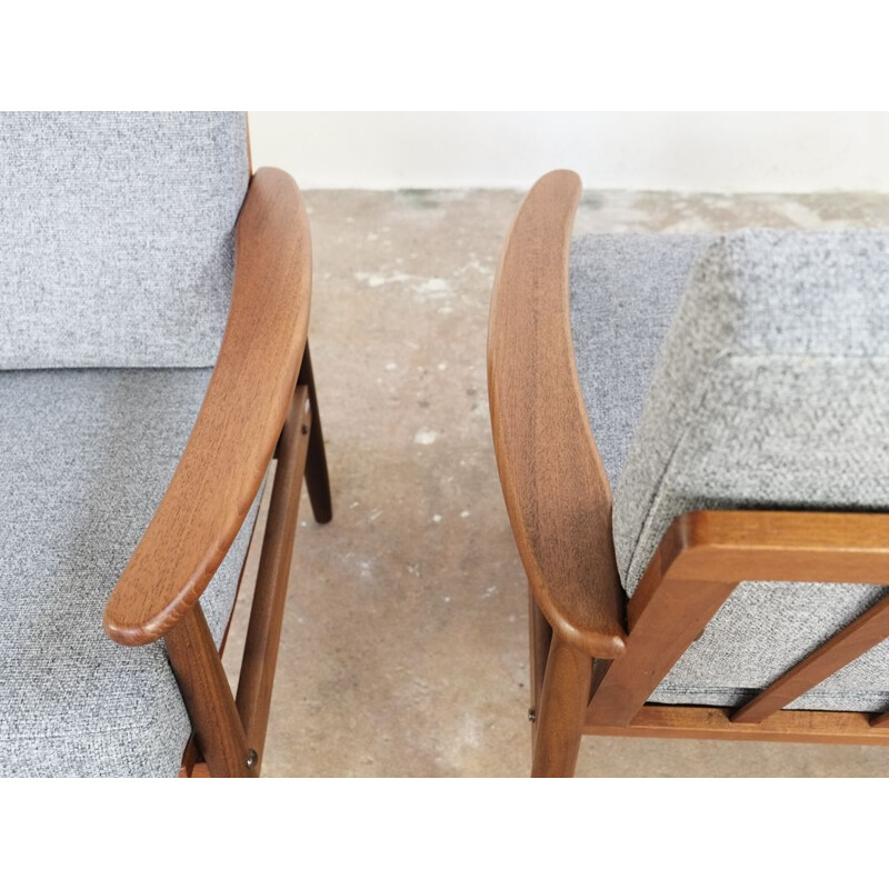 Suite de 2 fauteuils danois vintage en teck