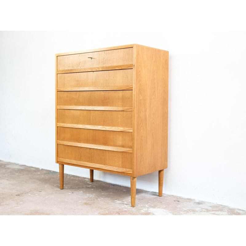 Vintage Danish chest of 6 drawers in oak