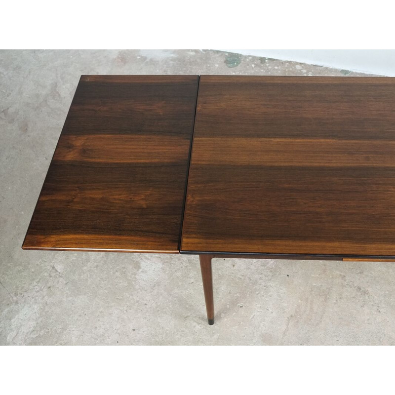Vintage dining table in rosewood by Møller 