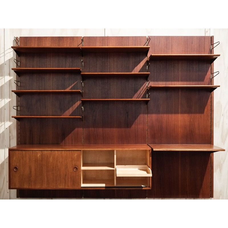 Vintage wall system in teak and brass by Finn Juhl for Bovirke