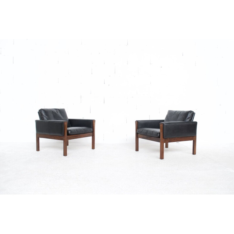 Set of 2 vintage "AP-62" armchairs by Hans Wegner