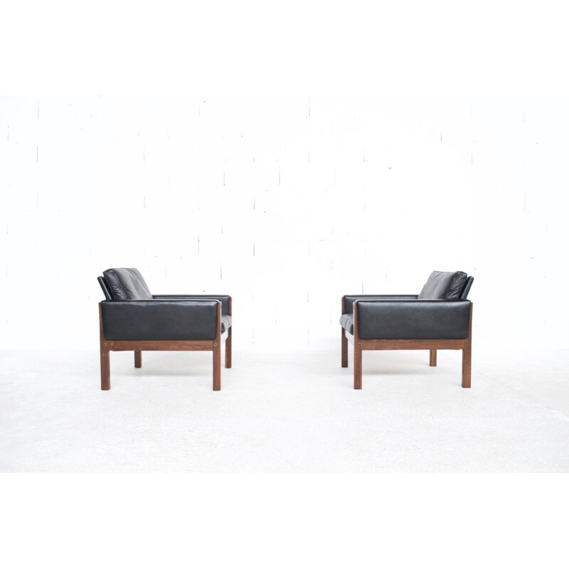 Set of 2 vintage "AP-62" armchairs by Hans Wegner