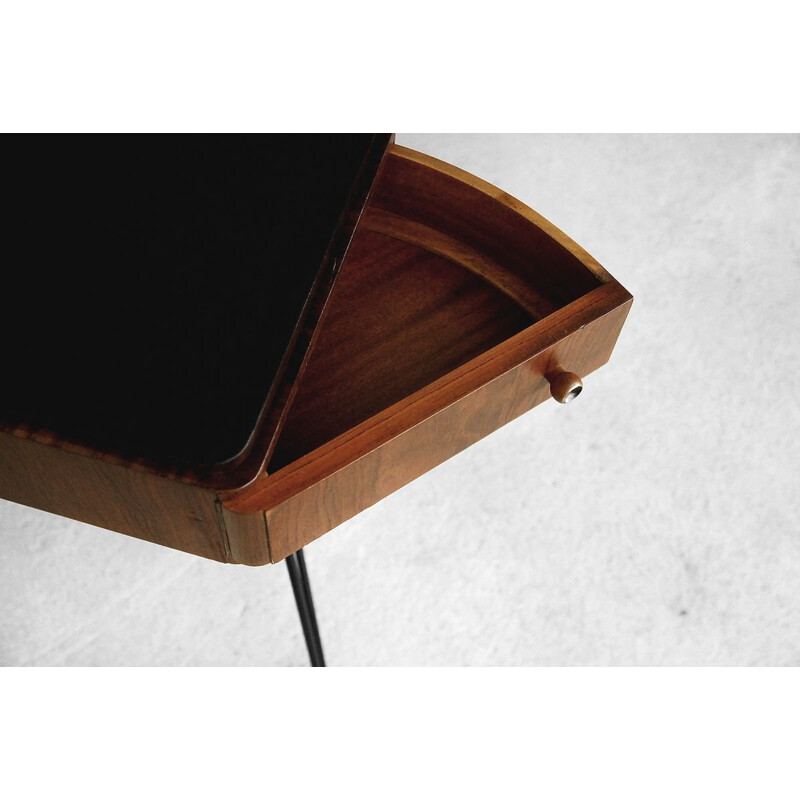 Vintage dressing table in walnut with round mirror