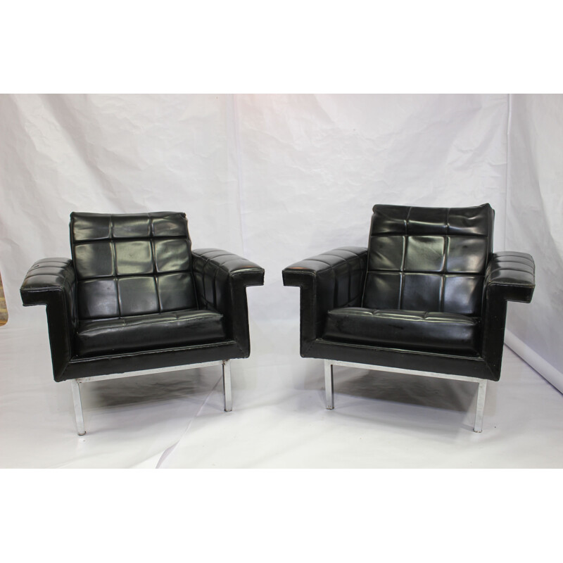 Vintage set of 2 armchairs in leather and chrome metal 