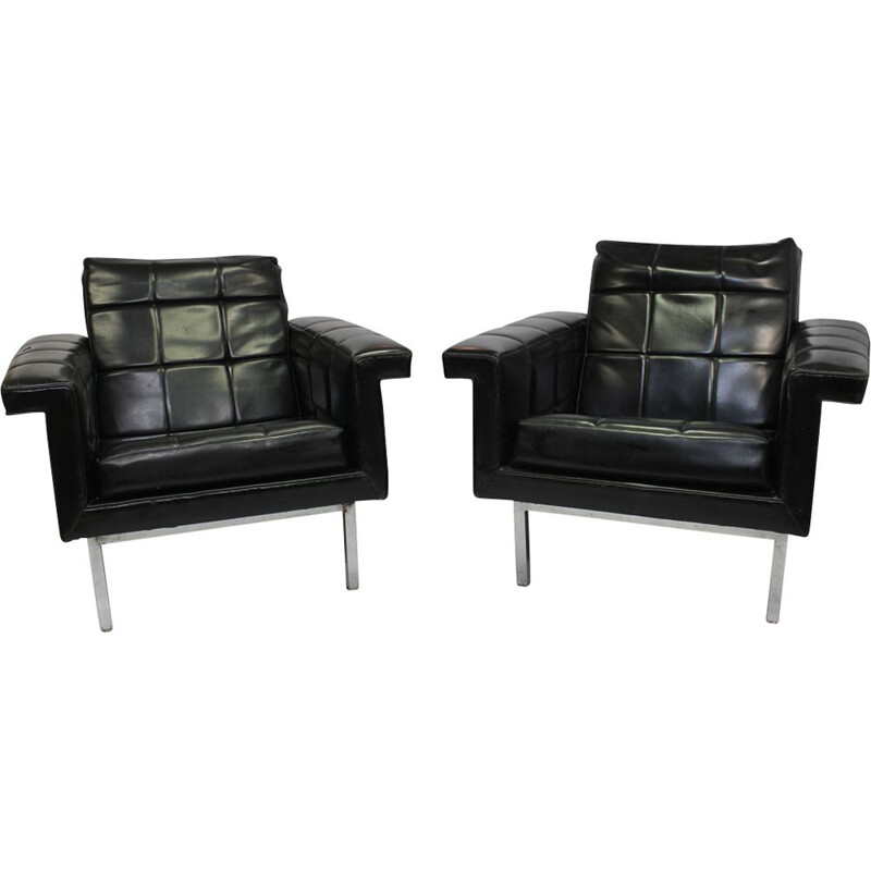 Vintage set of 2 armchairs in leather and chrome metal 