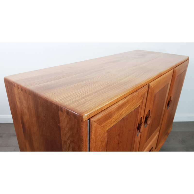 Vintage sideboard in elmwood with beech legs by Lucian Ercolani for Ercol