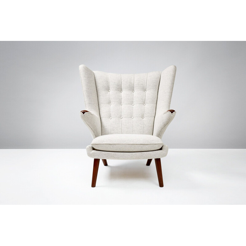 Vintage Papa Bear "AP-19" armchair by Hans Wegner