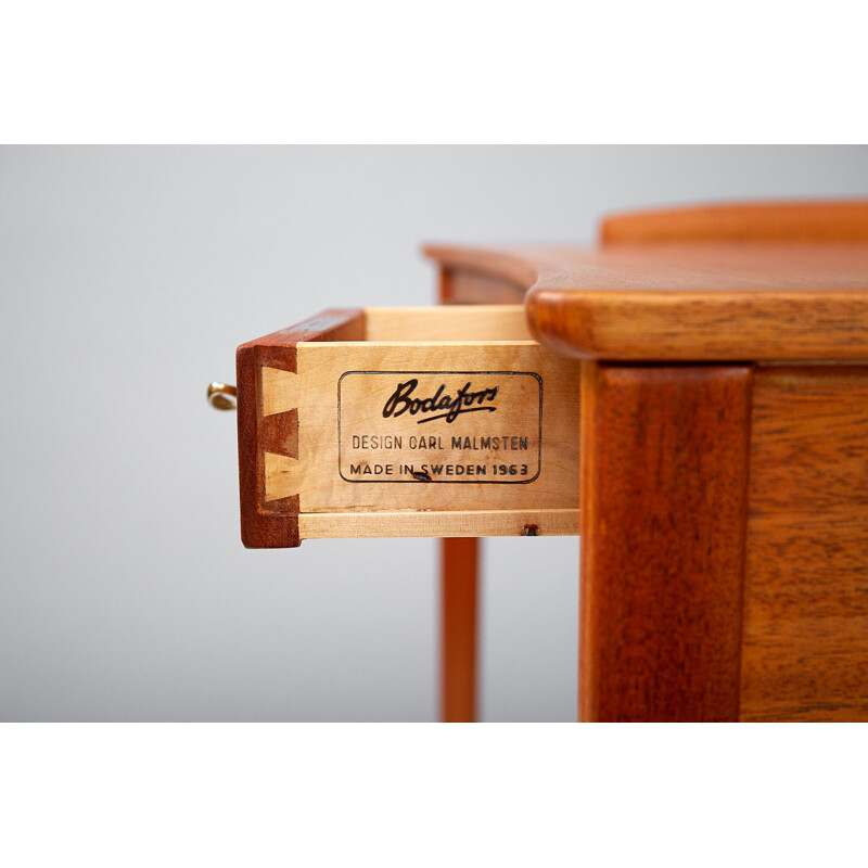 Vintage dressing table in mahogany by Carl Malmsten Birgitta