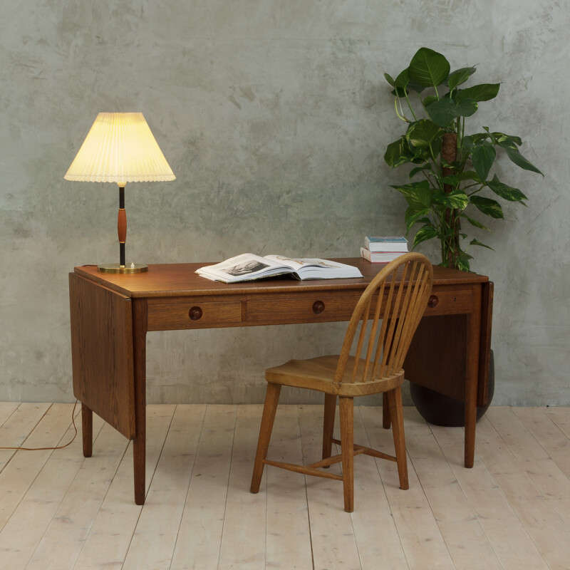 Lampe de table vintage scandinave en teck et laiton