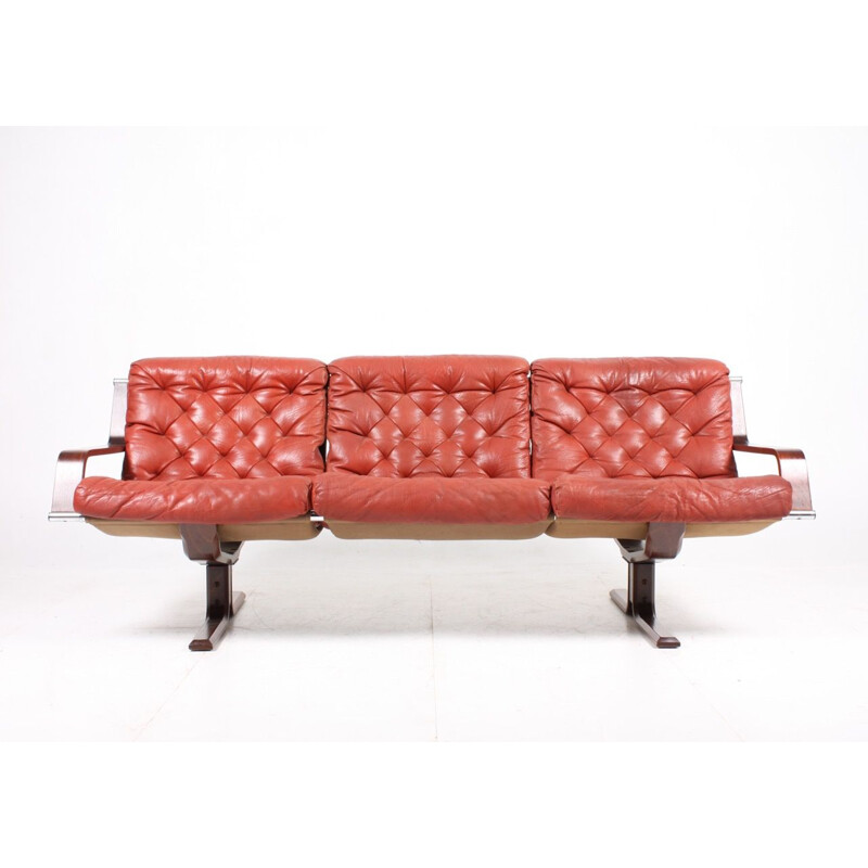 Vintage 3-seater sofa in red leather