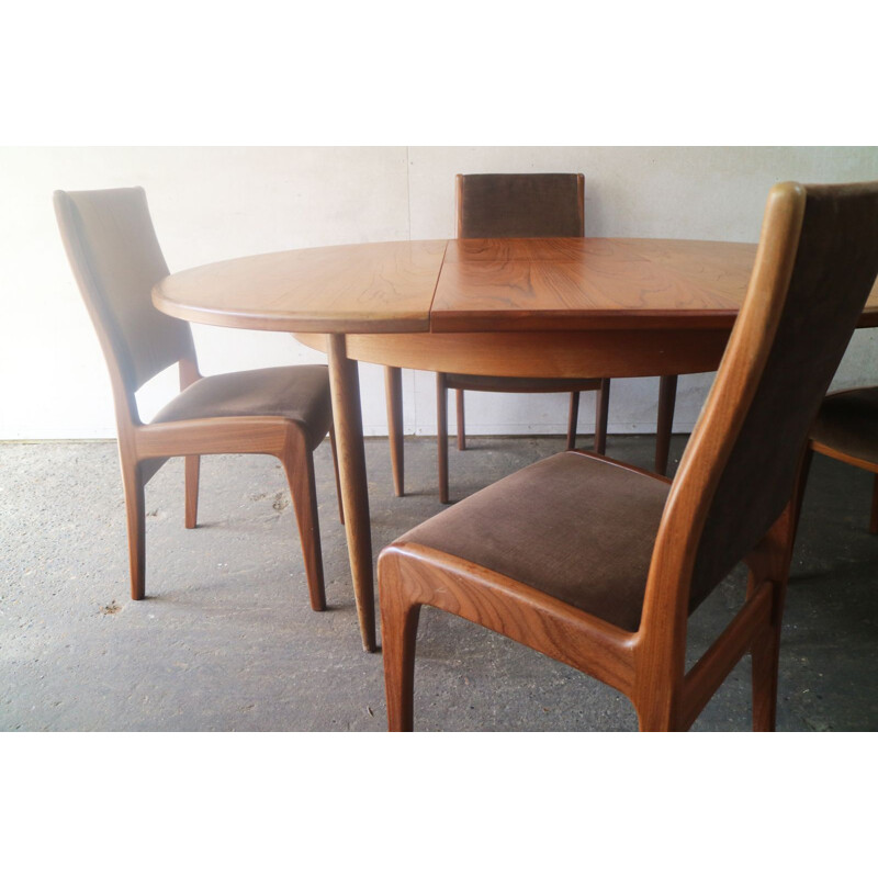 Vintage dining table and 4 chairs by G Plan 