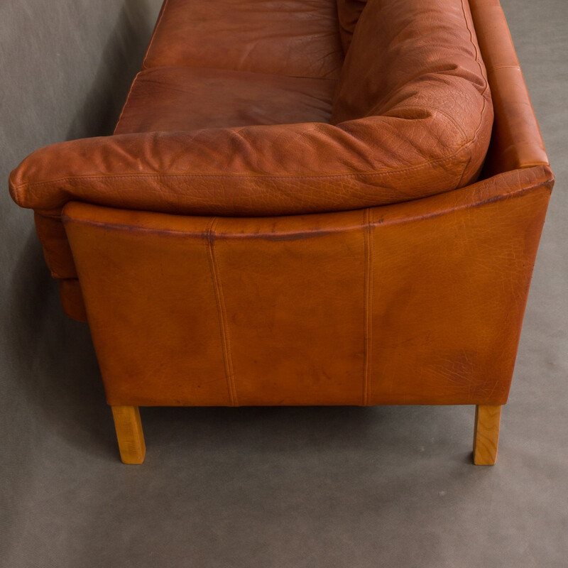 Vintage 2-seater sofa in brown leather by Mogens Hansen