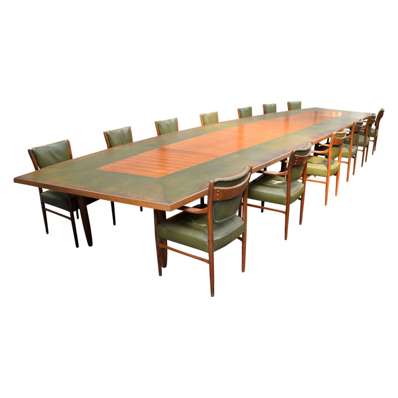 Vintage large conference table in rosewood with 13 chairs