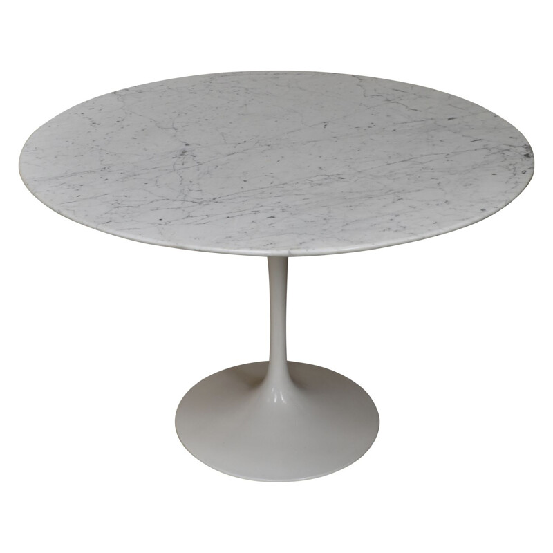 Vintage dining set in marble by Saarinen for Knoll