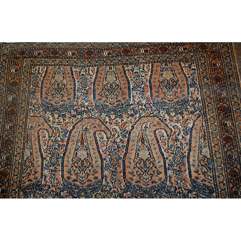 Handmade antique Persian Bibikabad rug 