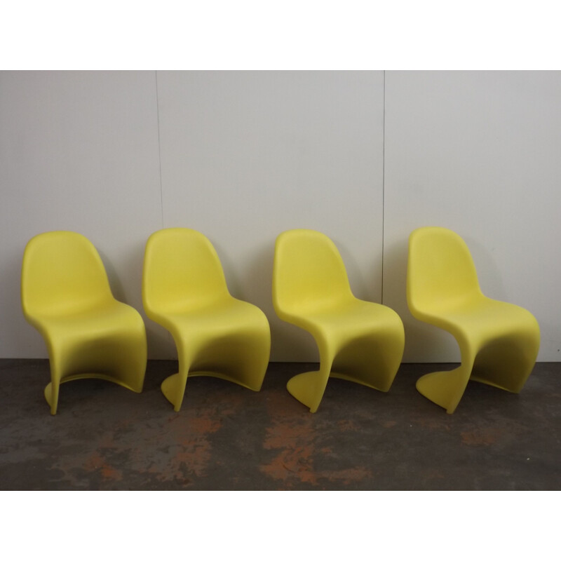 Set of 4 Panton Chairs