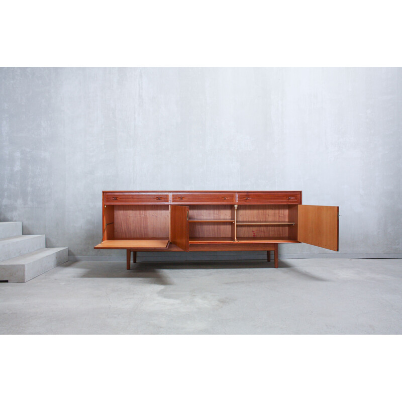 Vintage British sideboard in teak by Dalescraft