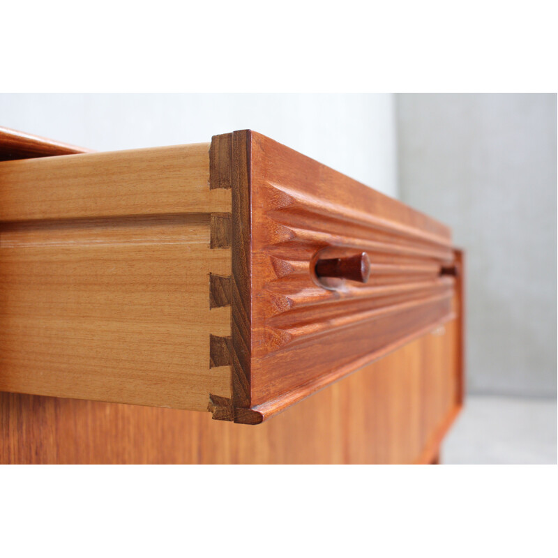 Vintage British sideboard in teak by Dalescraft