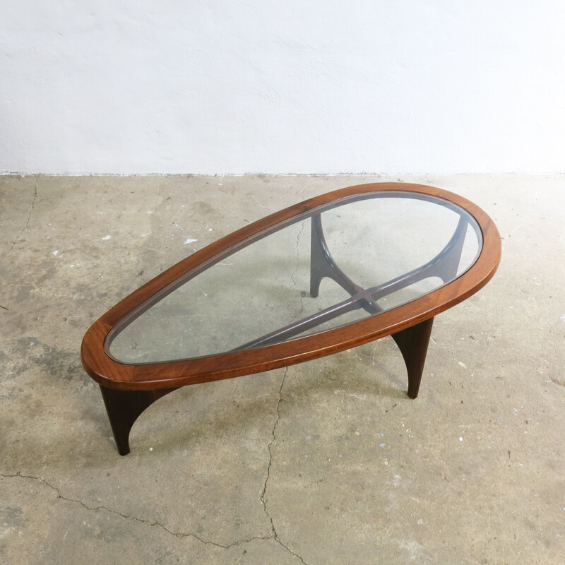 Vintage "Tear-Drop" oval coffee table by Stonehill