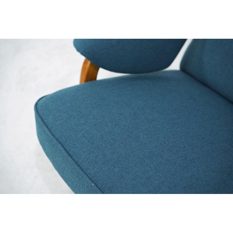Vintage blue armchair by Theo Ruth for Artifort 