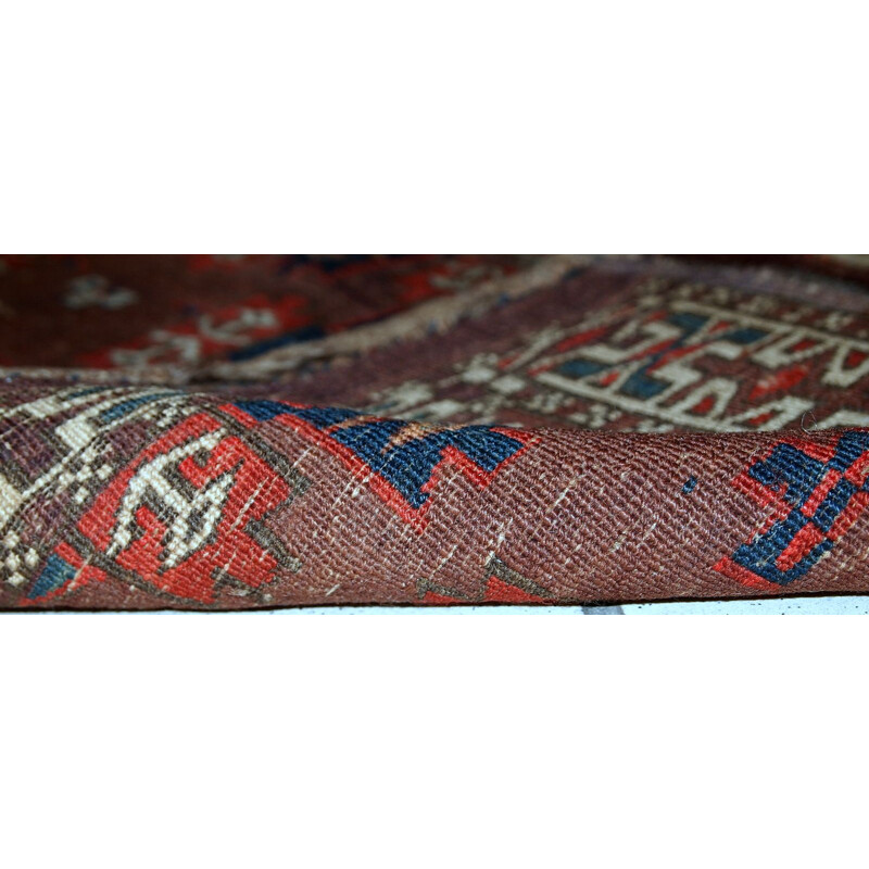 Tapis fait-main vintage bordeaux foncé par Turkmen Yomud - 1930