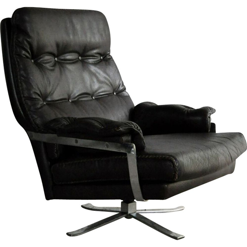 Fauteuil vintage en cuir noir et chrome par Arne Norell