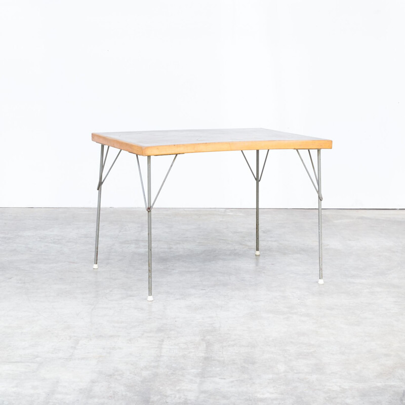 "Model 530" vintage dining table for Gispen