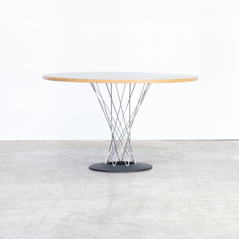 Table "Cyclone" par Isamu Noguchi pour Knoll 