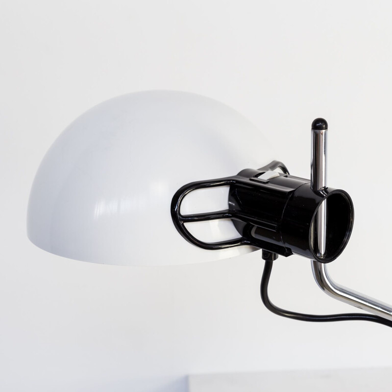 Vintage table lamp by iGuzzini 